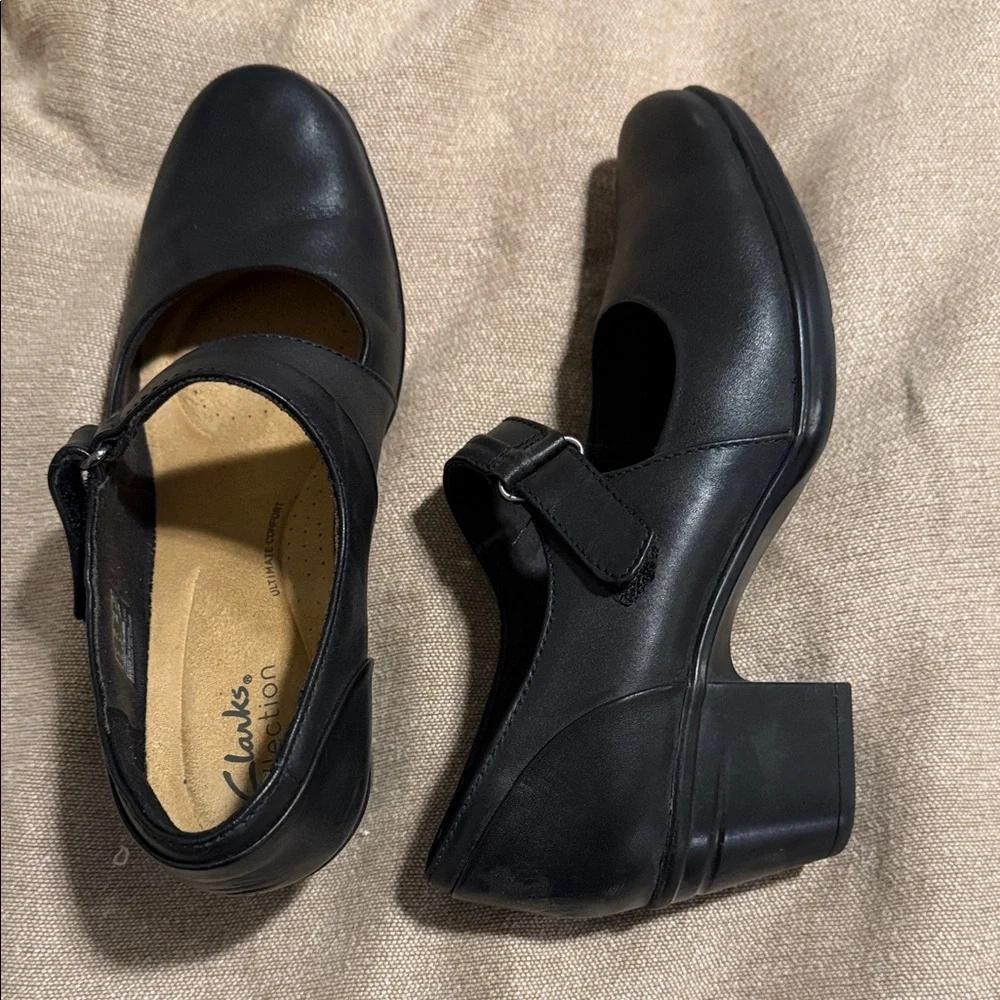 Black Women's Mary Jane Shoes -Clarks 7.5 - Picture 4 of 10
